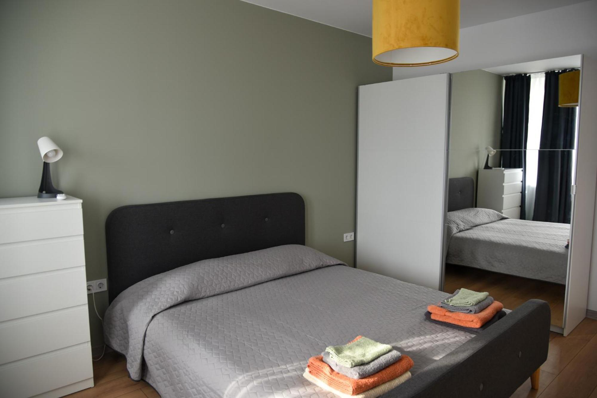 Sunlit Elegance Escape Apartment Varna Extérieur photo